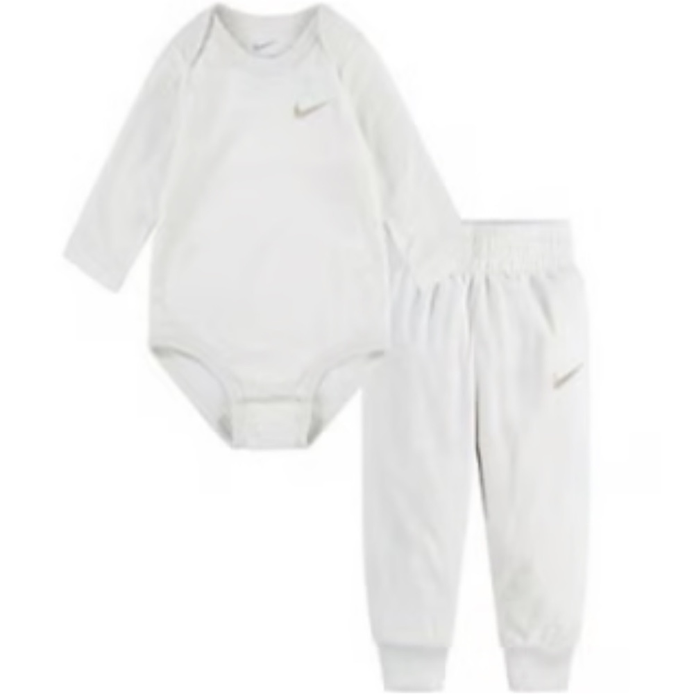 Nike Velour 2 piece set 3 months Pale Ivory NWT - Picture 1 of 8